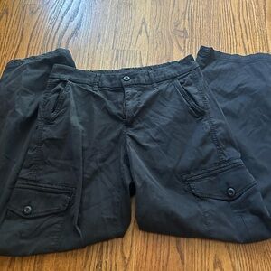 American Eagle Outfitters Women's Black Cargo Pants